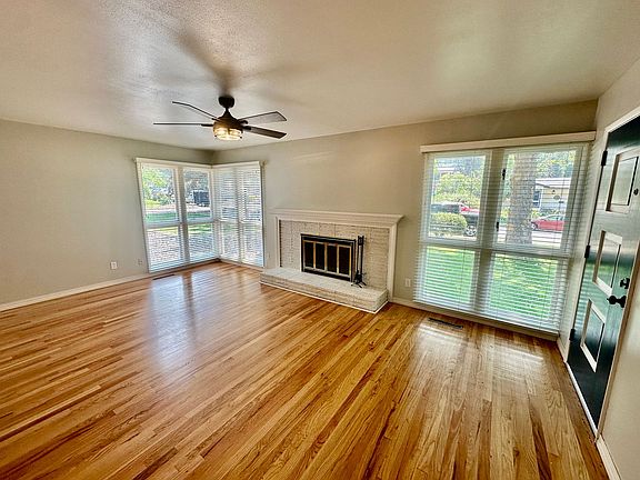 3rd image of 3907 E 11th Ave