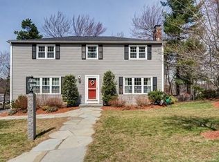 17 Deerfield Rd, Shrewsbury, MA 01545
