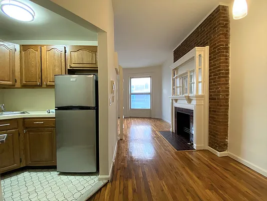 Rented by City Connections Realty | media 21