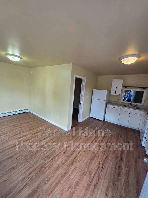 1 bed, 1.0 bath, 550 sqft, $1,650 — Photo 2