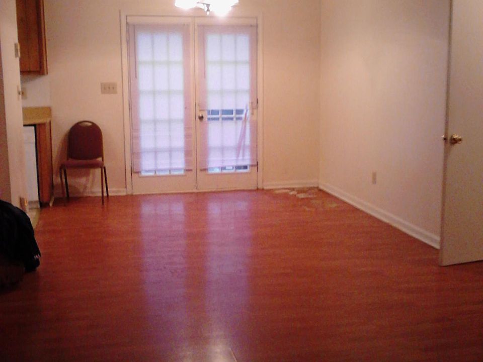 2nd image of 8389 Hanover Dr