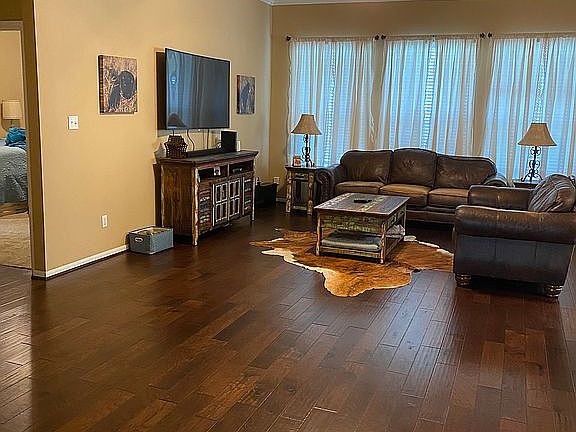 4th image of 3319 Aberdeen Ct