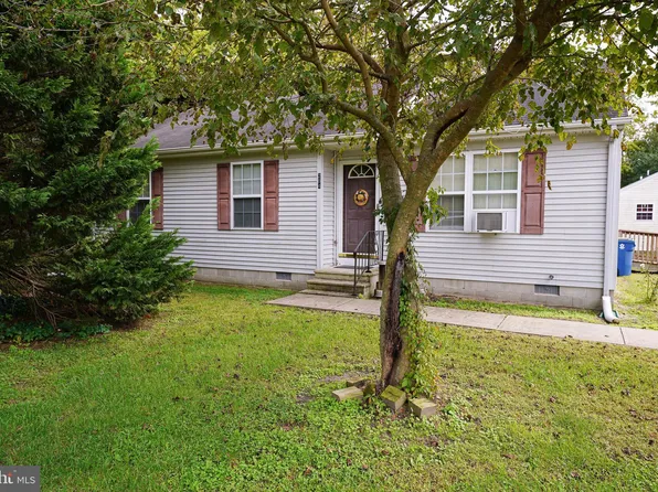 204 Filbert St, Laurel, DE 19956