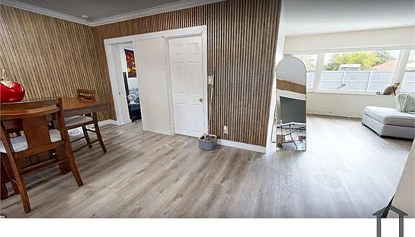 5 bed, $2,100 — Photo 2