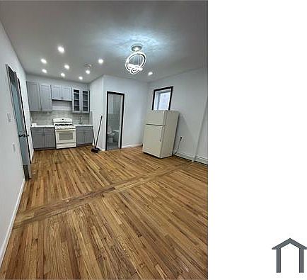 4th image of 2741 Bronxwood Ave #2F