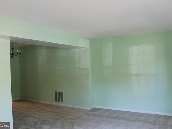 4th image of 9666 Motley Ln