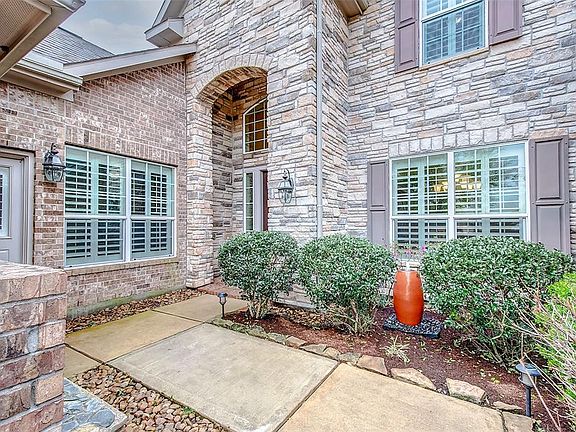 5th image of 10607 Red Cedar Hollow Dr