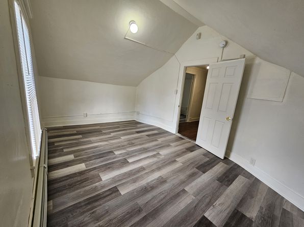21 Henry St #304