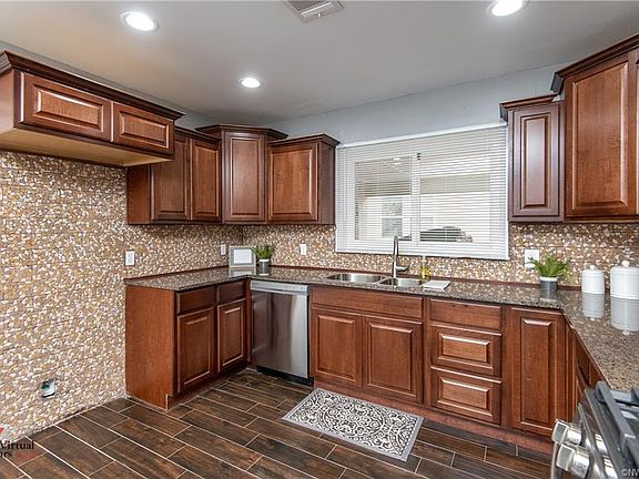 2nd image of 2742 W Cavett Dr