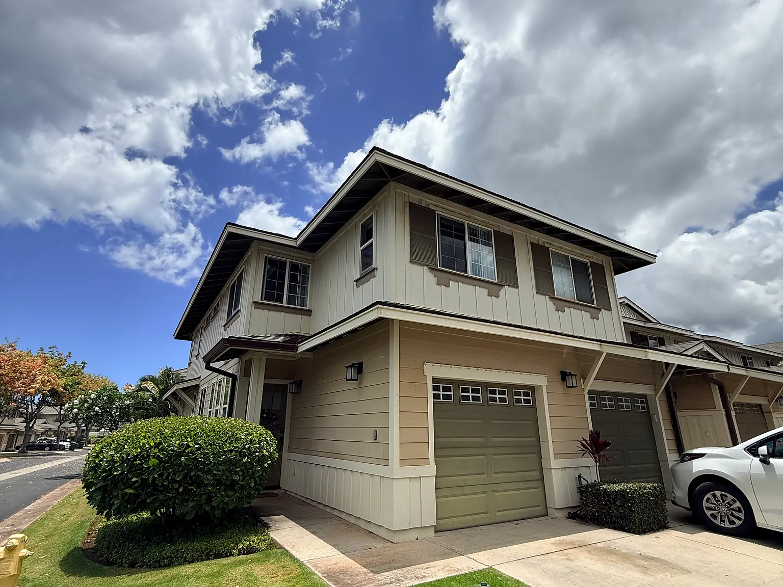 3 bed, 1173 sqft, $5,000 — Photo 3
