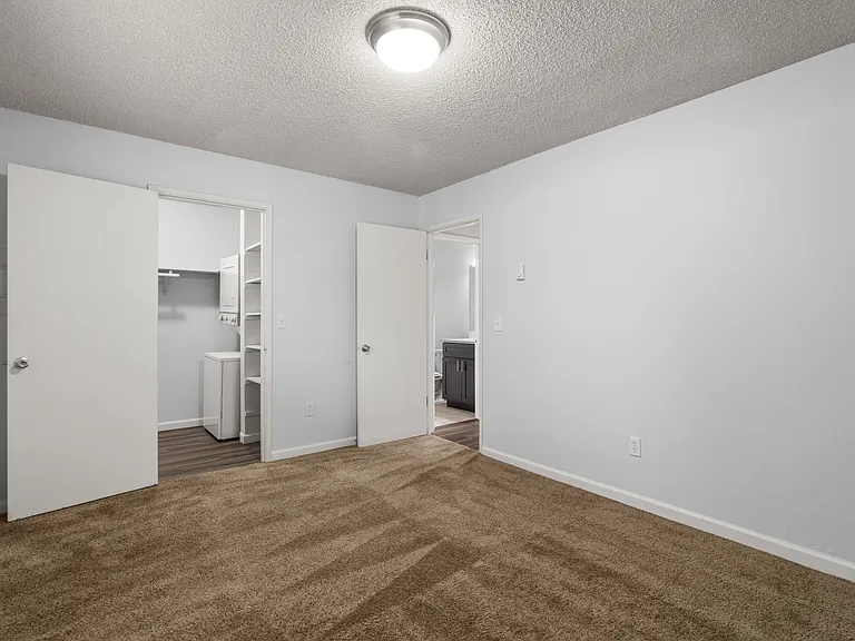 1 Bed 1 Bath Deluxe - 578 Sq Ft 1 Bed 1 Bath Deluxe - 578 Sq Ft