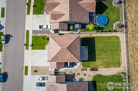 3rd image of 3410 Sandalwood Ln