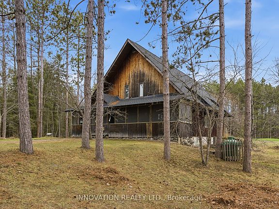 3rd image of 6922 Flewellyn Rd