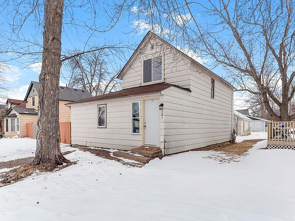 4th image of 151 3rd Ave