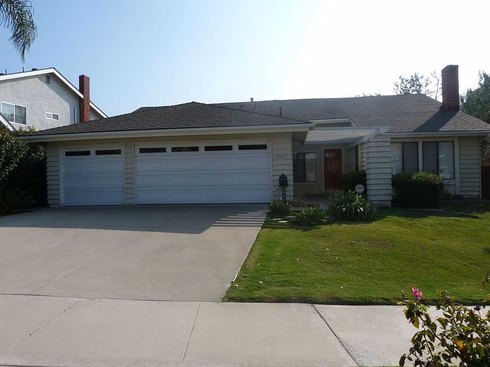 BANK OWNED 4 BED 3 CAR GARAGE