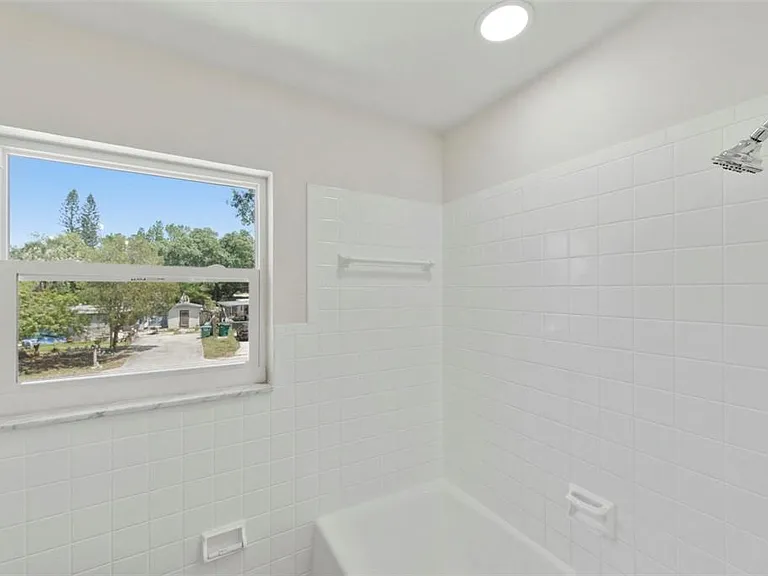 5136 68th St N #B — Photo 20