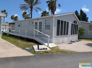 513 W Clam Cir, Port Isabel, TX 78578