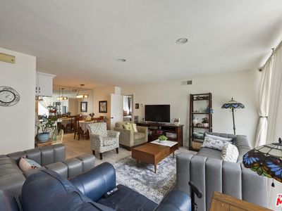 10747 Wilshire Blvd APT 902, Los Angeles, CA, 90024