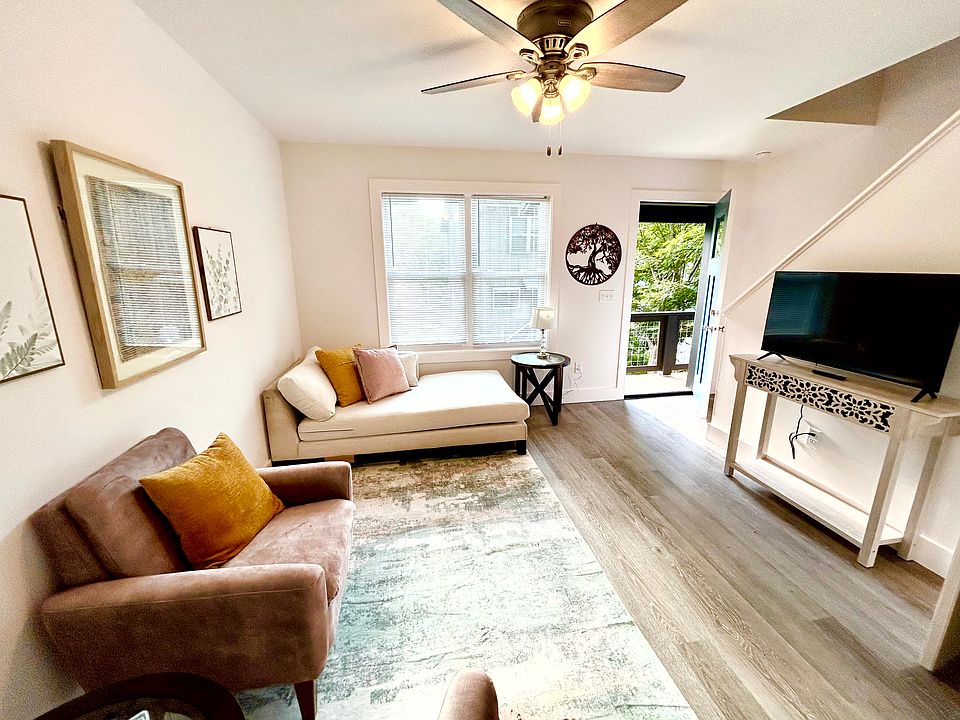 1st image of 140 Rumbough Pl #4