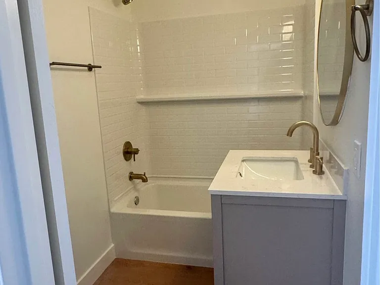 219 Sandberg St #A — Photo 11