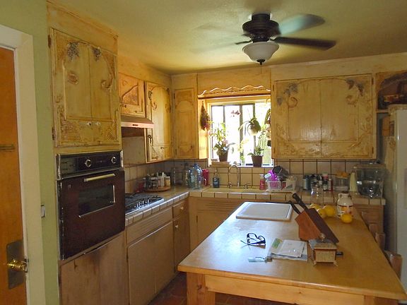 3rd image of 27 Lynda Ave