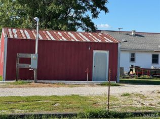 123 N Superior St, Ramsey, IL 62080