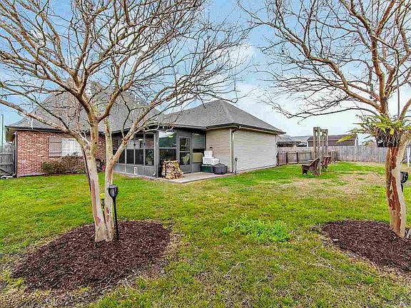 4th image of 287 Port Royal Way