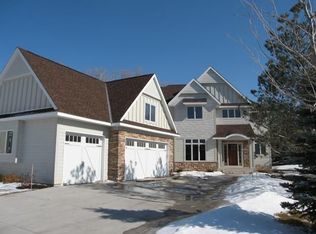 18669 Ponderosa Ct, Eden Prairie, MN 55347