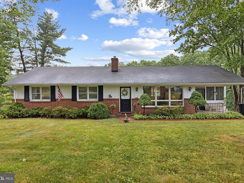 10110 Maplewood Dr, Ellicott City, MD 21042 | Zillow