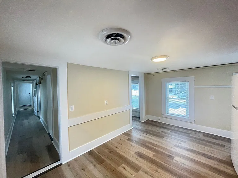 98 Main St #2 — Photo 4