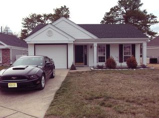 49 Liverpool Ln, Southampton, NJ 08088