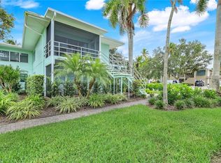 295 8th Ave S #295B, Naples, FL 34102