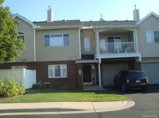 22059 Fairlane Blvd, Woodhaven, MI 48183