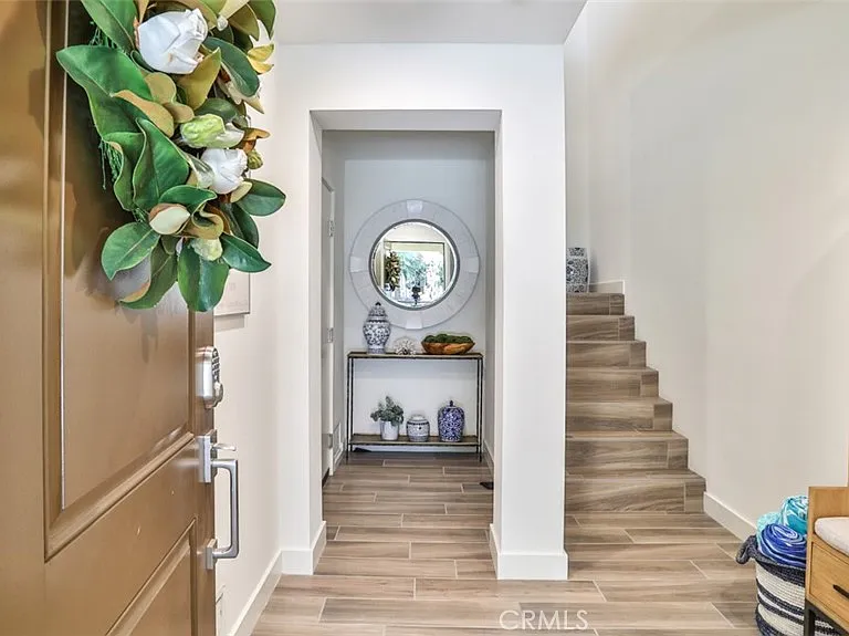 3319 Doheny Way — Photo 8