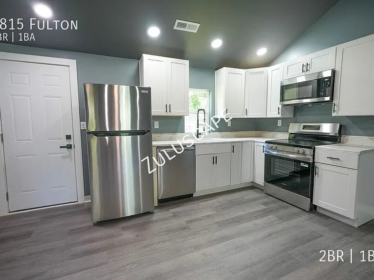 1815 Fulton Ave — Photo 3