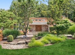 33 Roberts Rd, New City, NY 10956