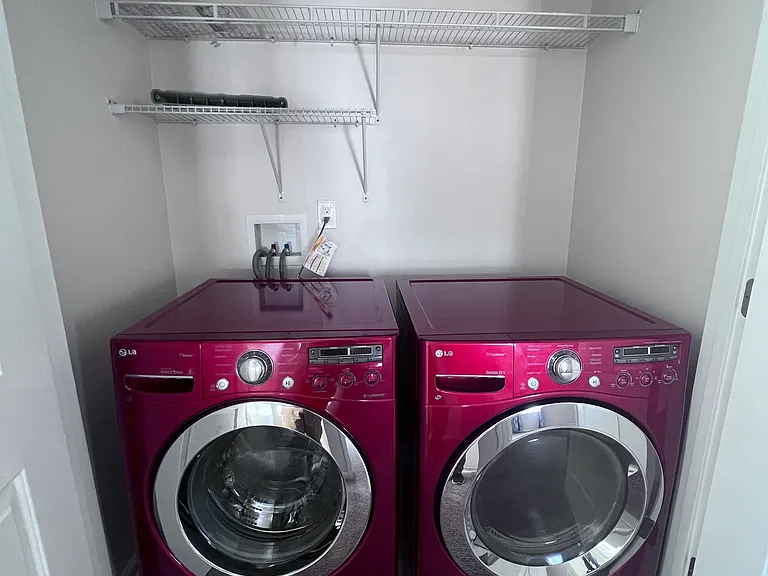 Washer and dryer on 2nd floor
