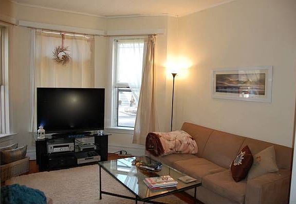 2nd image of 1947 W Bradley Pl #1