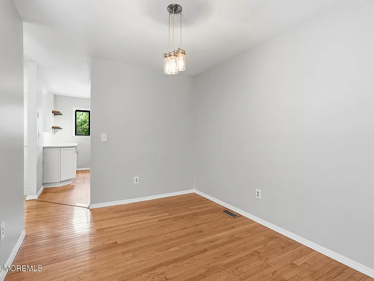 802 Alpine Trl — Photo 9