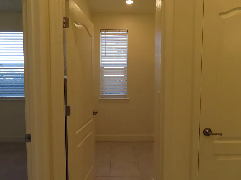 6771 Lookout Peak Dr — Photo 28