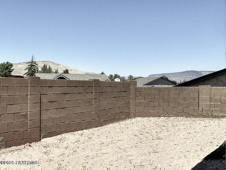 832 Eugene Rd — Photo 17