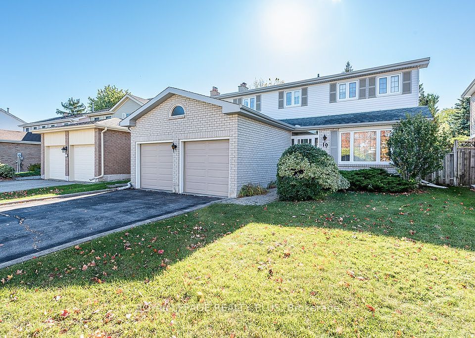 1st image of 19 Macdougall Dr