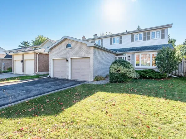 19 Macdougall Dr, Brampton, ON L6S 3P4