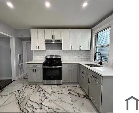 87 S 14th St #2