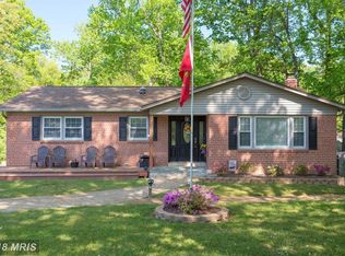 6734 Huntsman Blvd, Springfield, VA 22152