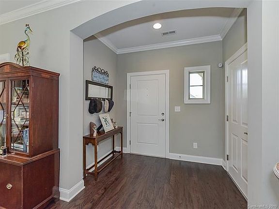4th image of 1152 Avalon Pl