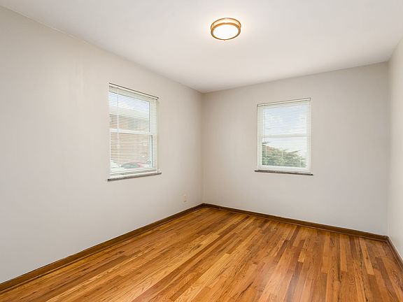 5th image of 1536 Ashland Ave APT A