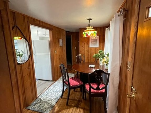 4th image of 24 Pine Dr