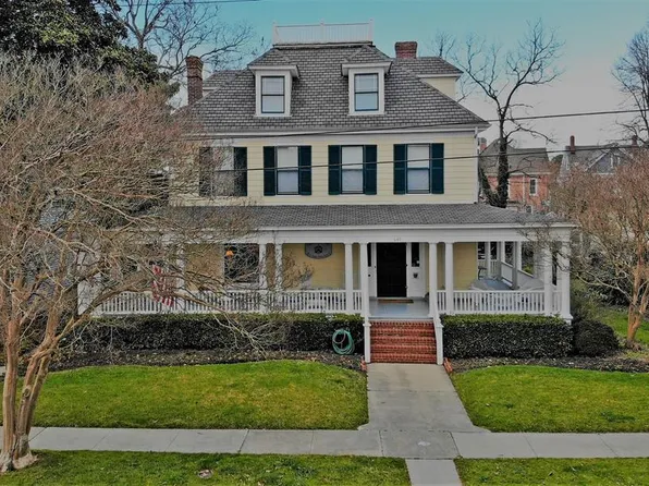 645 Tazewell Ave, Cape Charles, VA 23310