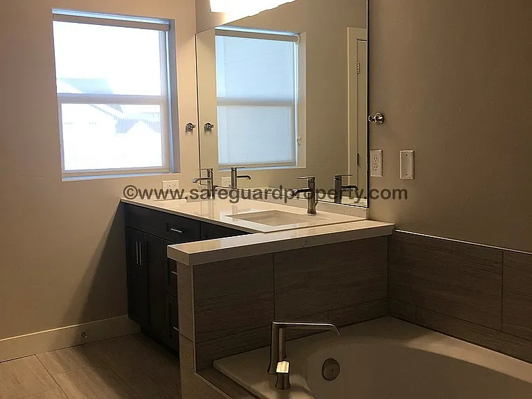 13447 S Silver Rock Ln — Photo 17